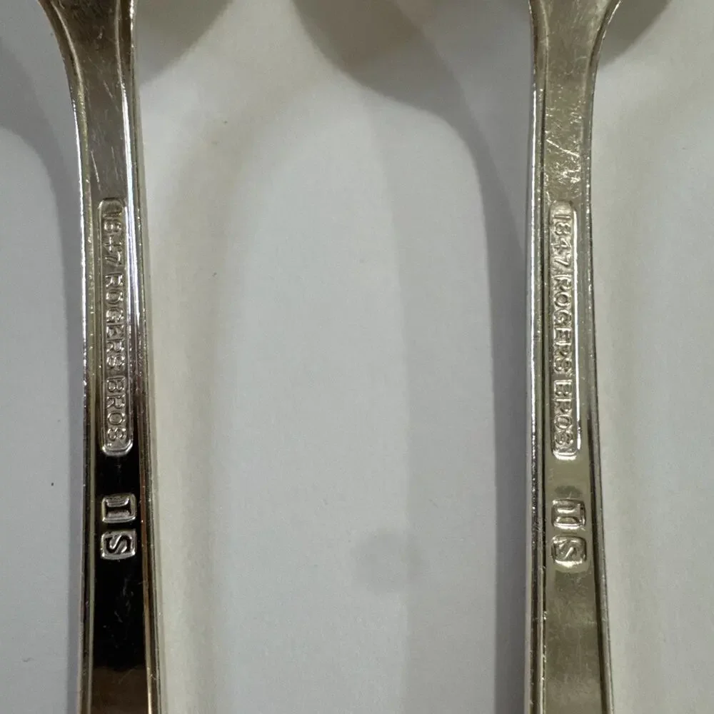 2 Vintage Serving Spoons - Rogers Bros 1847 Adoration IS
